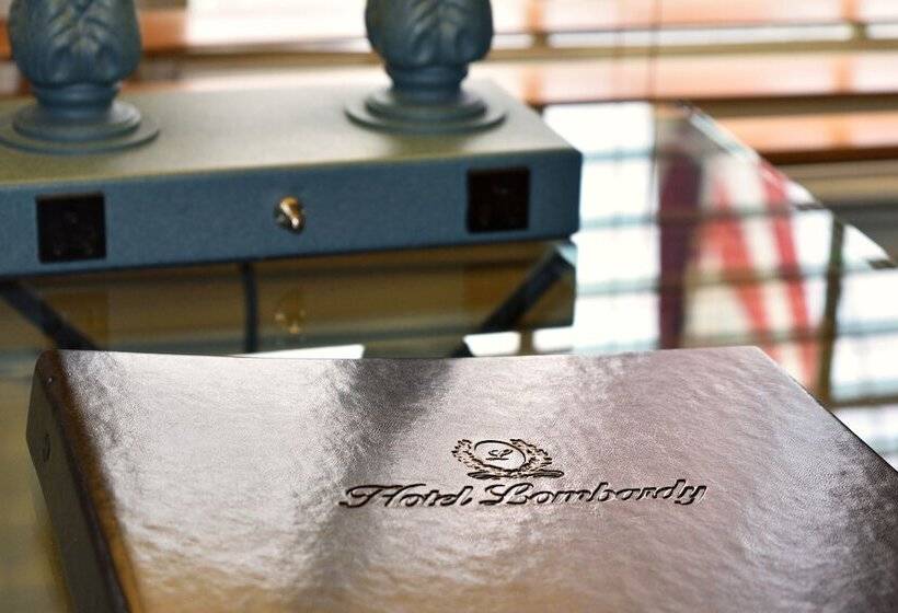 Номер Deluxe, Lombardy