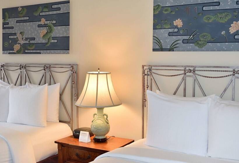 Номер Deluxe, Lombardy