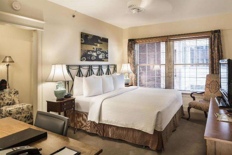 Номер Deluxe Кровать Кинг, Lombardy