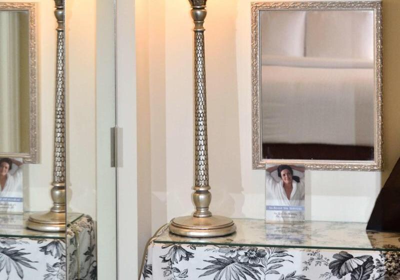 Номер Deluxe Кровать Кинг, Lombardy