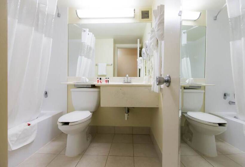 Номер Комфорт, Plaza Hotel Fort Lauderdale