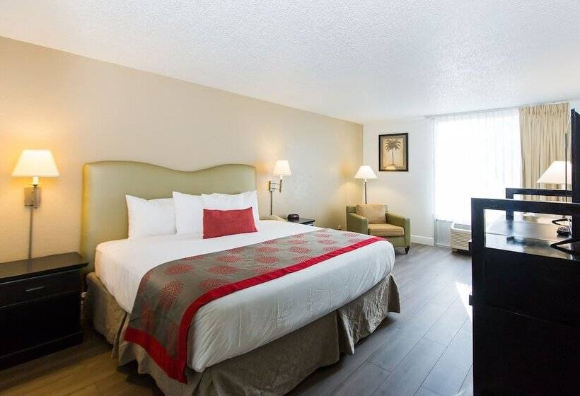 Номер Комфорт, Plaza Hotel Fort Lauderdale