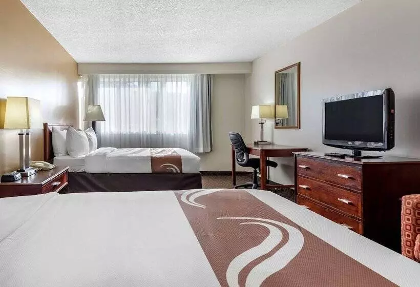 ２ダブルベッドのスタンダードルーム, Quality Inn & Suites Vestal Binghamton Near University