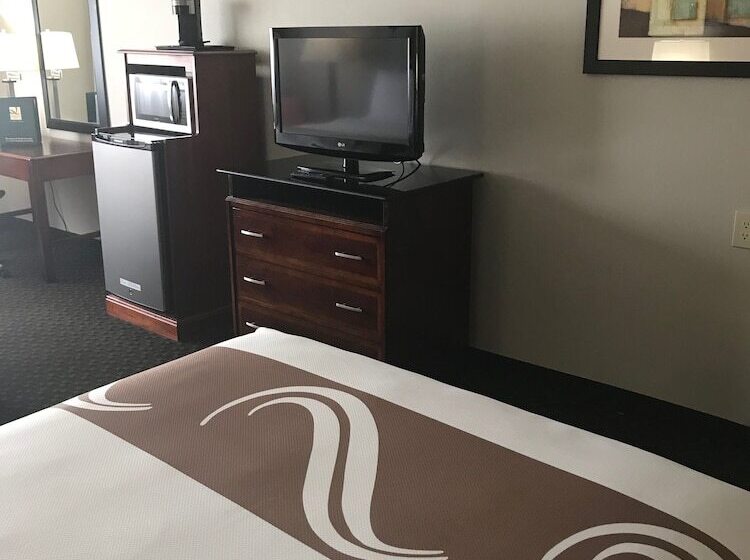 Номер Стандарт 2 Двуспальные Кровати, Quality Inn & Suites Vestal Binghamton Near University