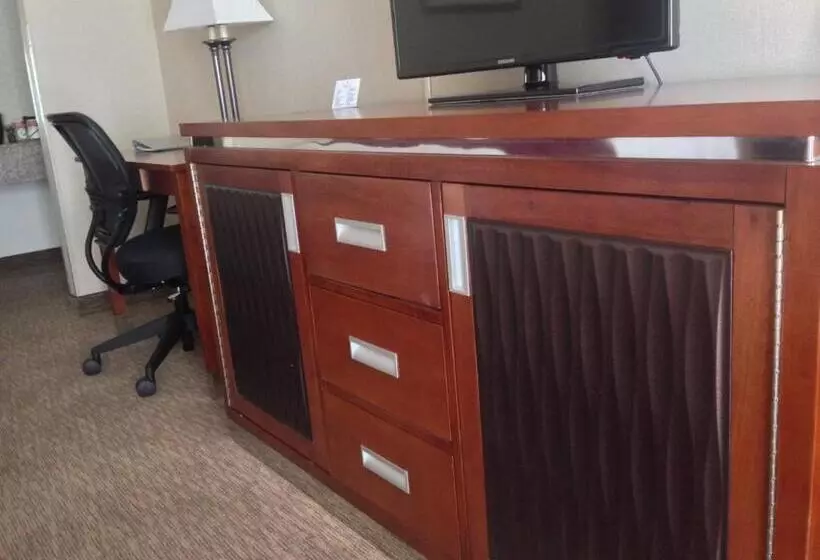 اتاق استاندارد با 2 تخت دوبل, Ramada By Wyndham Sunnyvale/silicon Valley