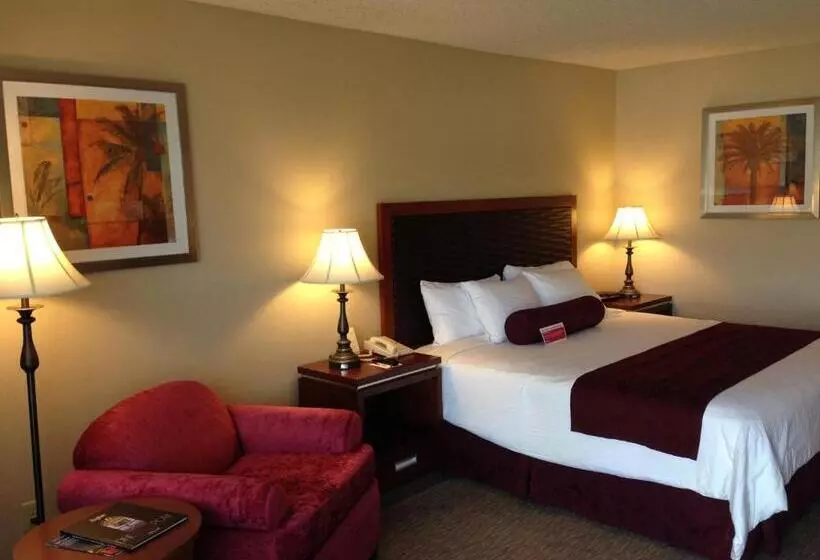 اتاق استاندارد با تخت بزرگ برای معلولان, Ramada By Wyndham Sunnyvale/silicon Valley