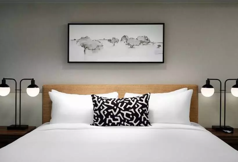 スイート, Sonesta Irvine John Wayne Airport
