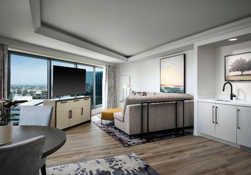 جناح سرير كينج, Sonesta Irvine John Wayne Airport