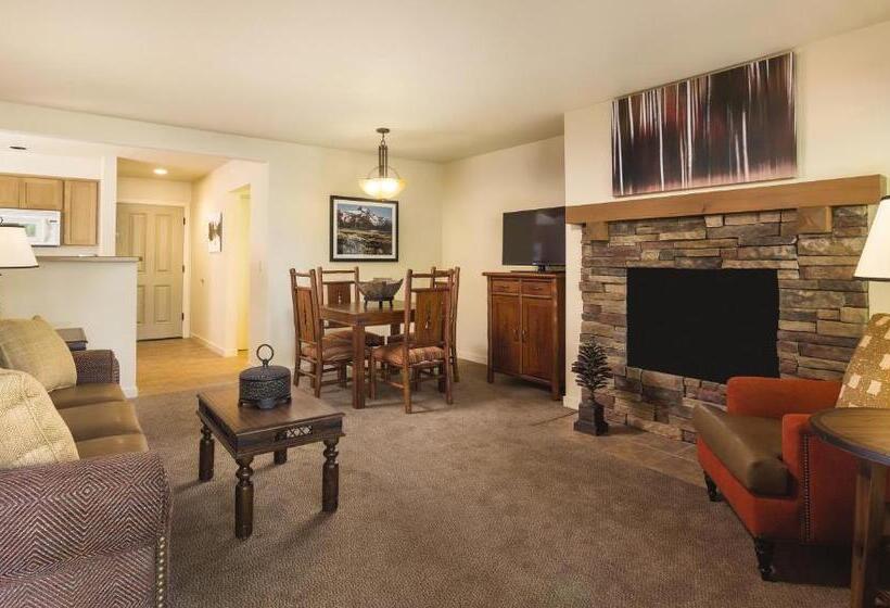 سوئیت 2 خوابه, Seventh Mountain Resort