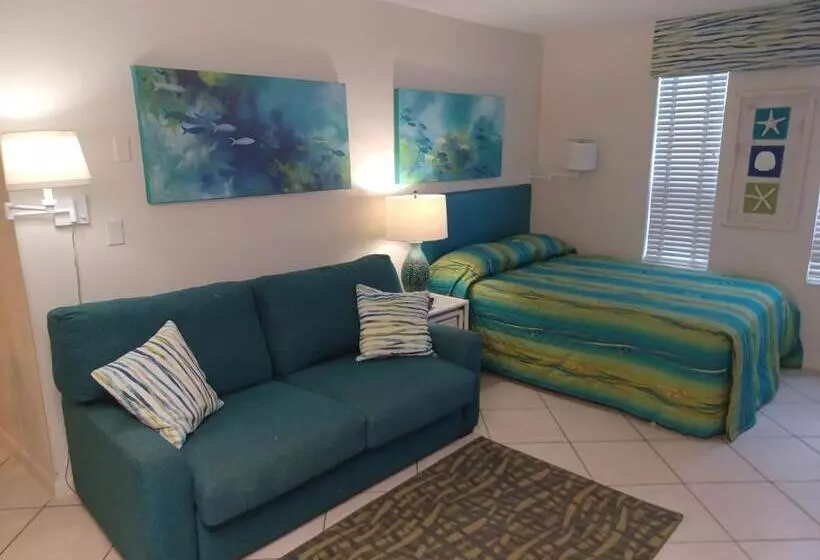 スタンダードスタジオ, Islander Beach Resort  New Smyrna Beach