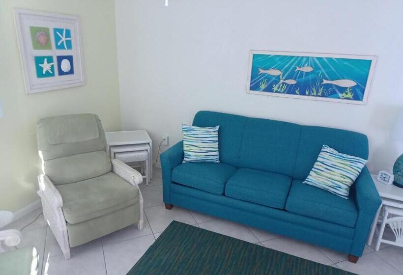 침실 2개 스위트 측면 바다 전망, Islander Beach Resort  New Smyrna Beach