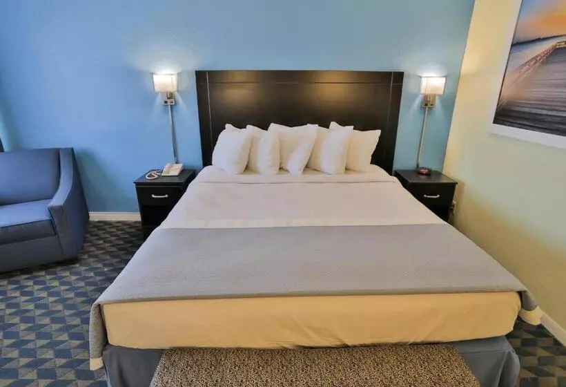キングサイズベッドのスタンダードルーム, Days Inn By Wyndham Wrightstown Mcguire Afb Bordentown
