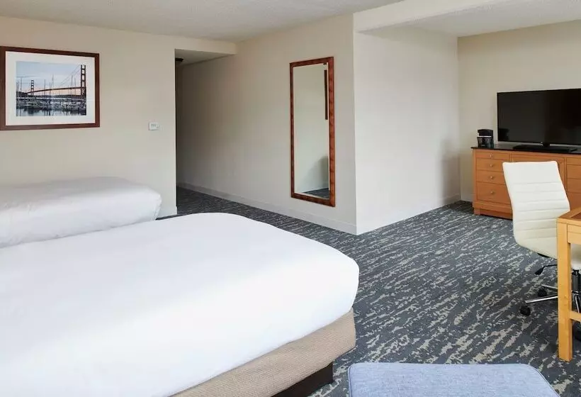 اتاق استاندارد با 2 تخت دوبل, Doubletree By Hilton Hotel Berkeley Marina