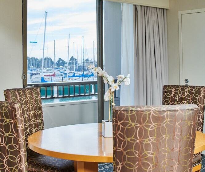 غرفه قياسيه سريرين مزدوجين, Doubletree By Hilton Hotel Berkeley Marina