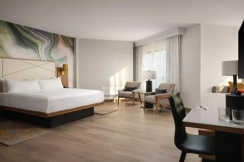 استودیو استاندارد با تخت کینگ, Fort Collins Marriott