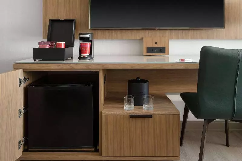 استودیو استاندارد با تخت کینگ, Fort Collins Marriott