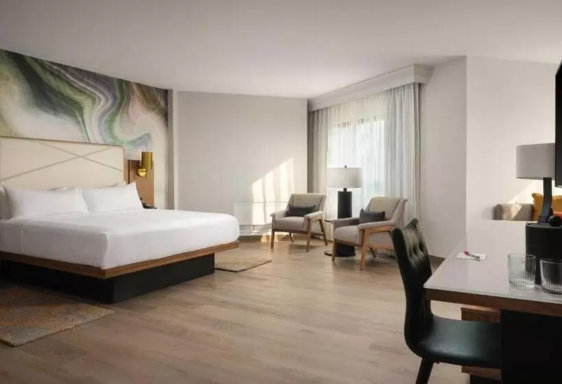 استودیو استاندارد با تخت کینگ, Fort Collins Marriott