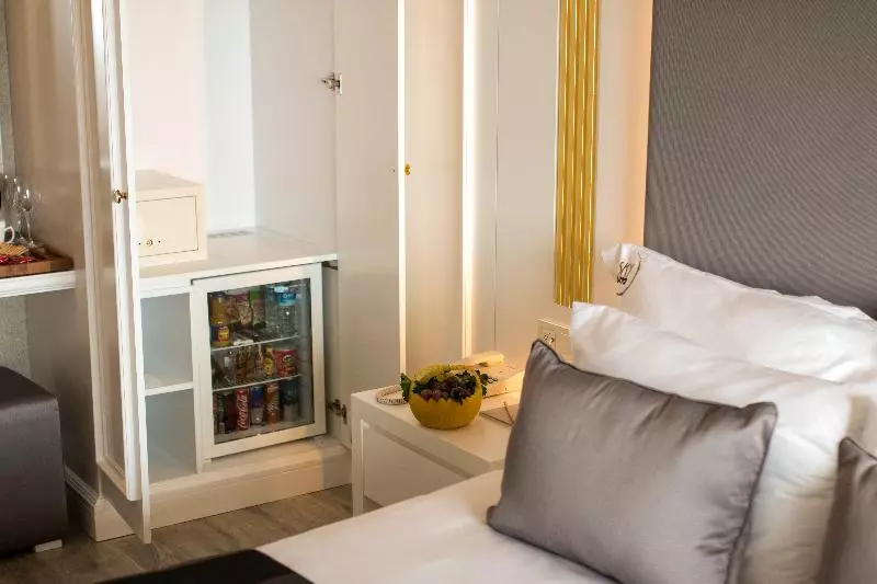 クイーンサイズベッドのスタンダードルーム, Kimpton Hotel Enso, An Ihg