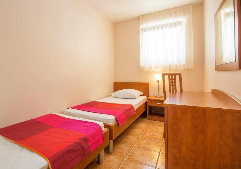 디럭스 룸, La Quinta Inn By Wyndham Savannah Midtown