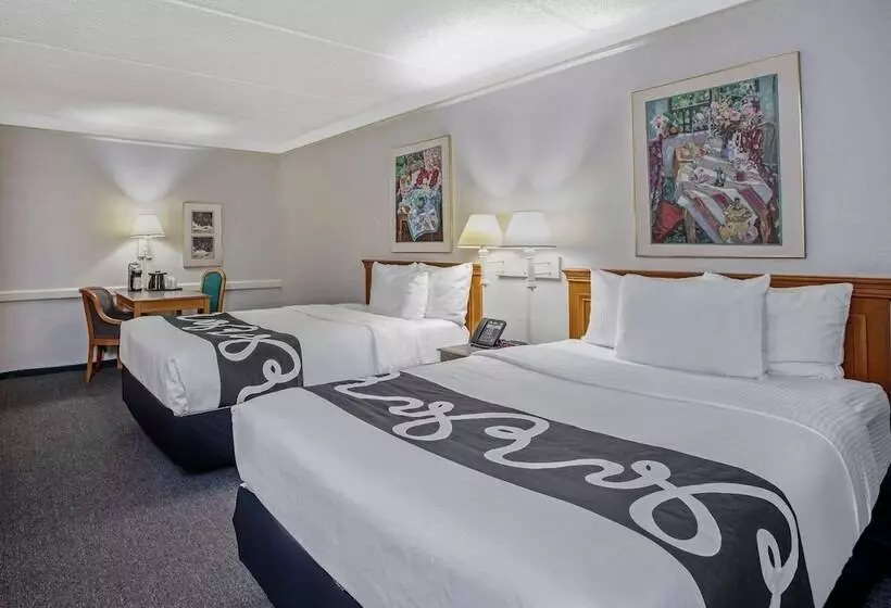 ２ダブルベッドのスタンダードルーム, La Quinta Inn By Wyndham Stockton