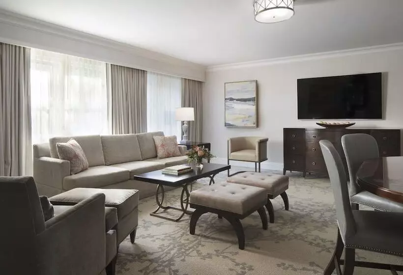 سوییت, Lafayette Park Hotel & Spa
