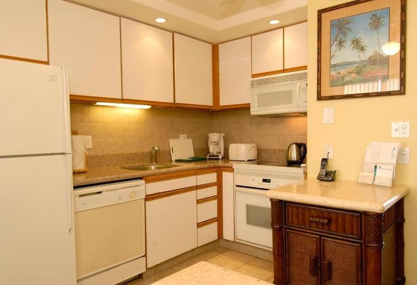 Superior 2-bedroom flat with sea view, Mana Kai Maui Official Onsite Rental Company