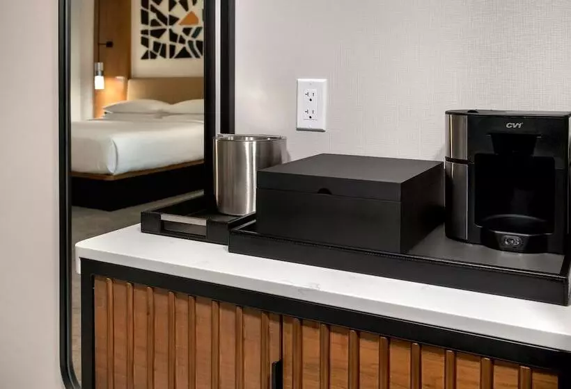 クラブルーム, Marriott Springfield Downtown
