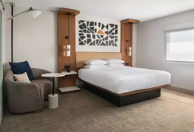 Standard-huone Parivuode, Marriott Springfield Downtown