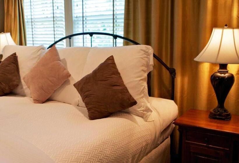 جناح, Mill House Inn