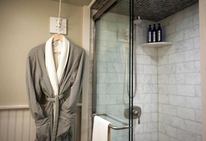 غرفة قياسية, Mill House Inn