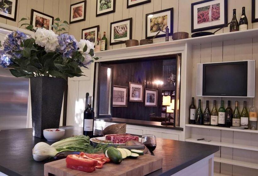 منزل غرفة نوم واحدة, Mill House Inn