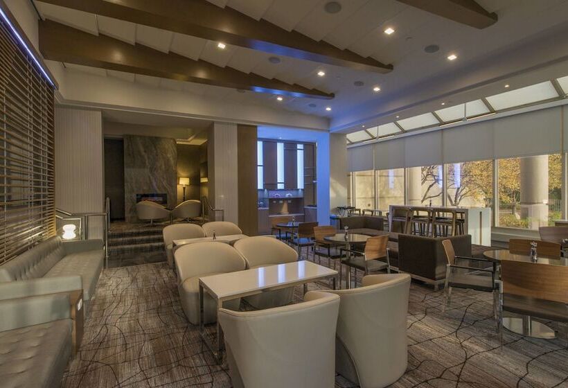 جناح كلوب, Minneapolis Marriott Southwest