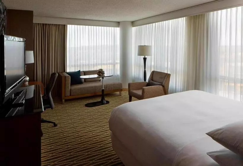 キングサイズベッドのエクゼクティブルーム, Minneapolis Marriott Southwest