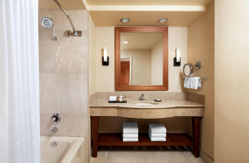 غرفة قياسية سرير كينج, Sheraton La Jolla