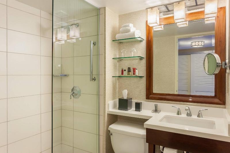 חדר סטנדרט עם מיטת קינג, Tampa Airport Marriott