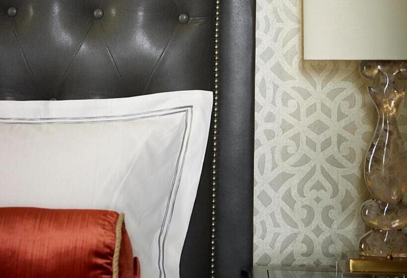 수피리어 룸, The Lenox