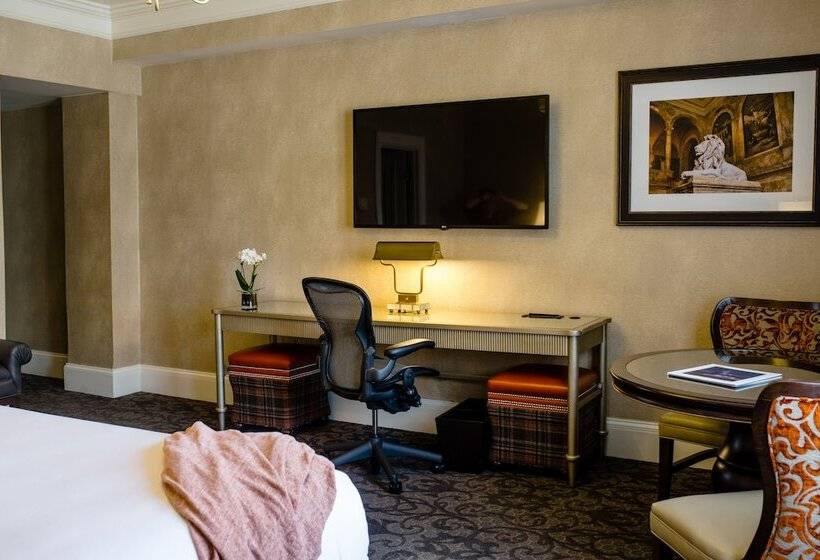 수피리어 룸, The Lenox