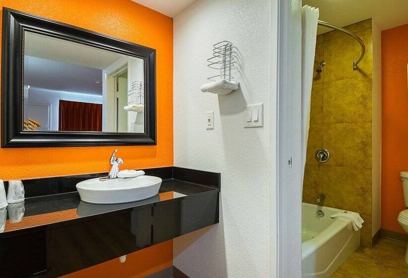 ２ダブルベッドのスタンダードルーム, Motel 6 Lost Hills / Buttonwillow Racetrack