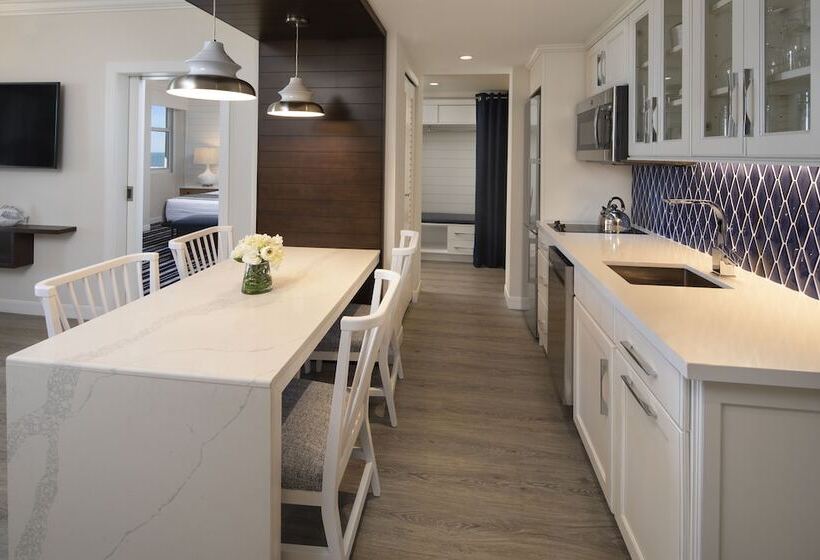 إستوديو قياسى, Resort At Longboat Key Club