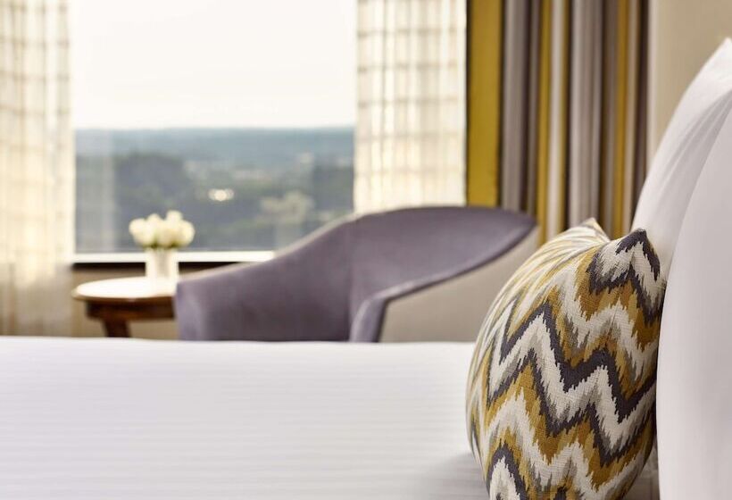 جناح جونيور, Sonesta Gwinnett Place Atlanta