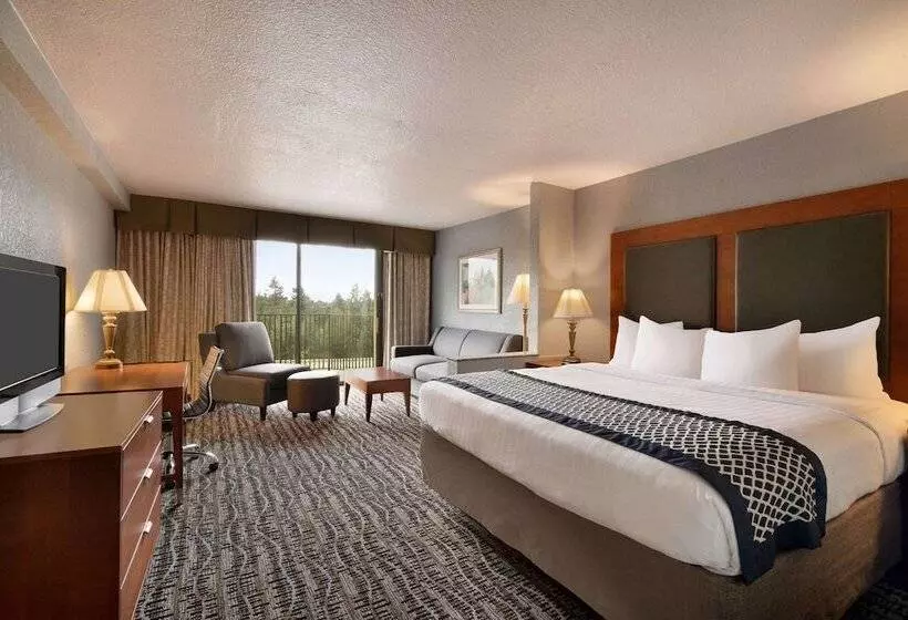 身障者適用ダブルベッド付きスタンダードルーム, Baymont By Wyndham Bremerton Wa