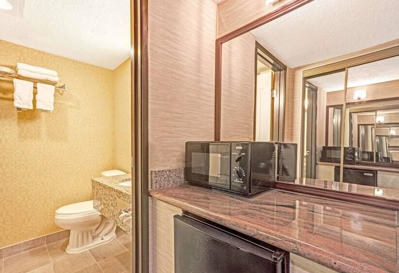 Студия Стандарт Двуспальная Кровать, Baymont By Wyndham Bremerton Wa