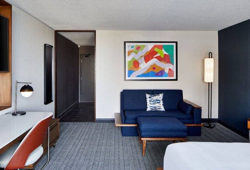 이그제큐티브 룸, Courtyard By Marriott Detroit Downtown