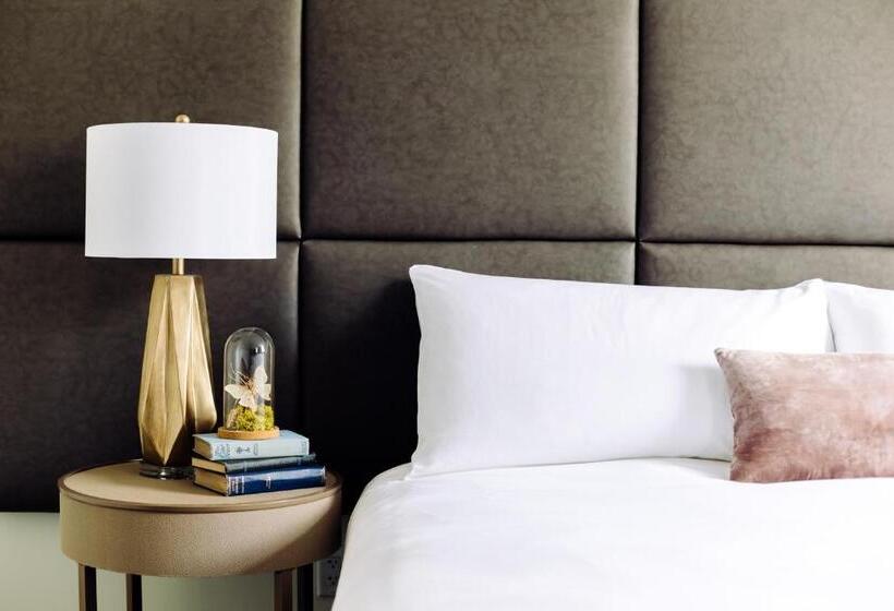 キングサイズベッドのスタンダードルーム, Deco