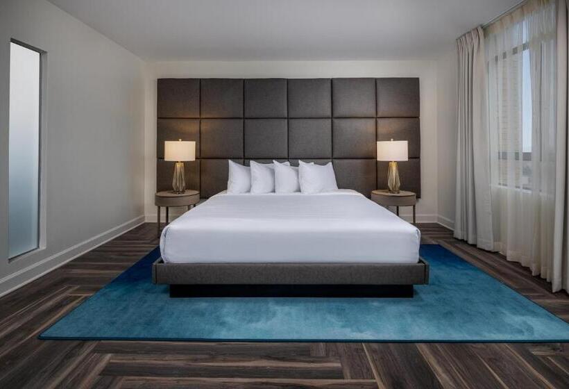 身障者適用キングサイズベッドルーム, Deco