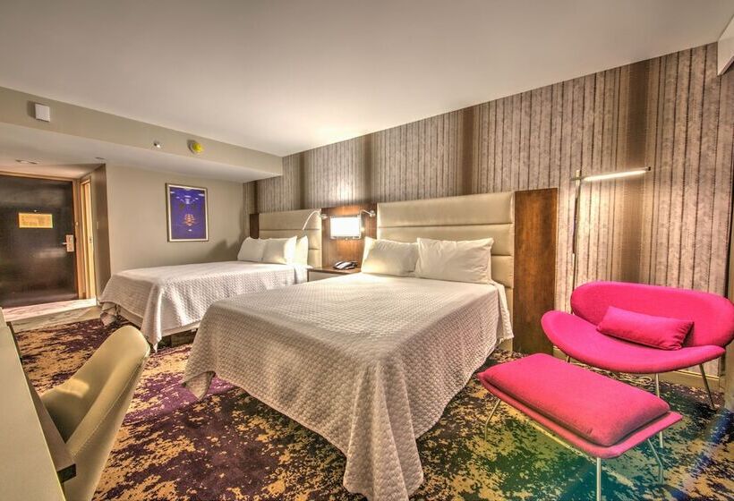 带2个双人床的标准工作室, Doubletree By Hilton Houston Brookhollow