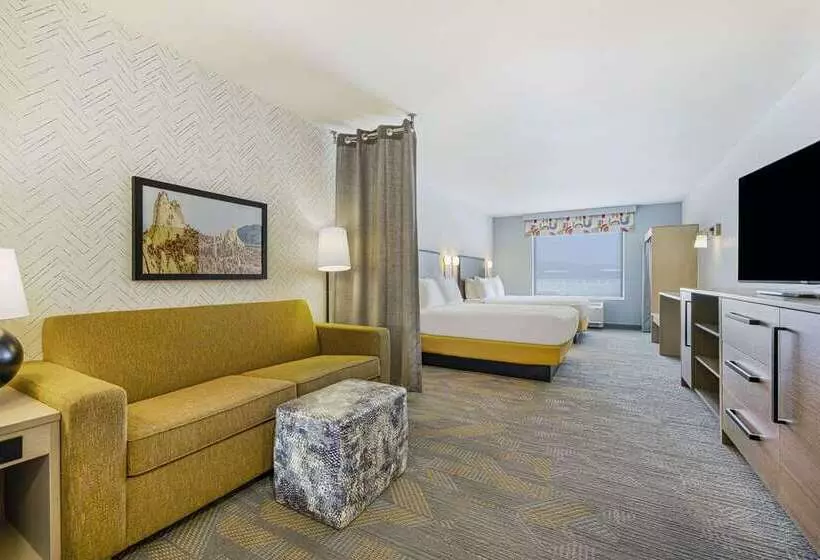 スイート, Embassy Suites By Hilton Tucson East
