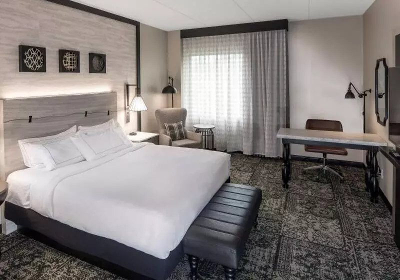 اتاق استاندارد برای معلولان, Hilton Appleton Paper Valley