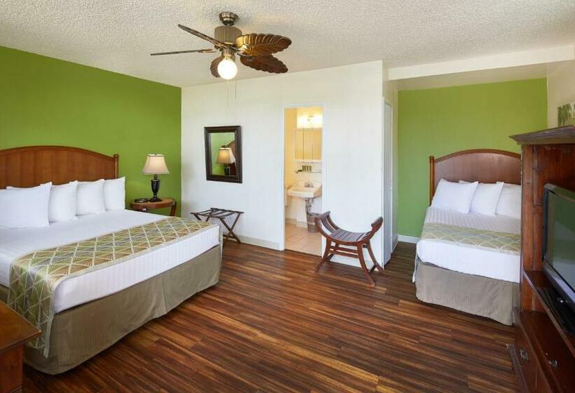 غرفه قياسيه سريرين مزدوجين, Pacific Marina Inn