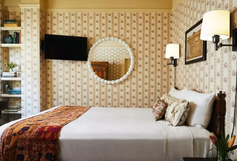 اتاق استاندارد, Petite Auberge
